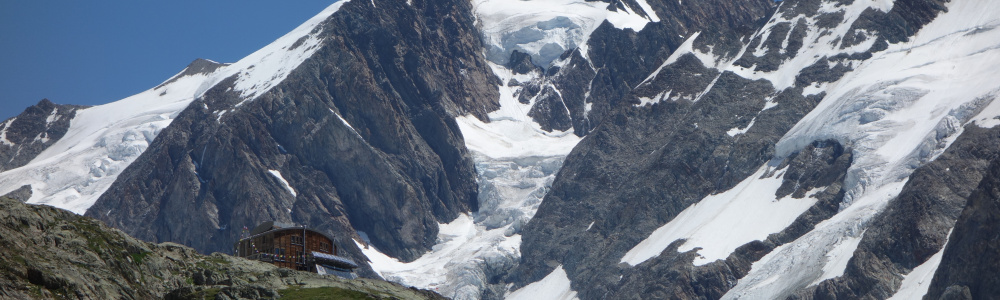 DISCOVERING MOUNTAINEERING