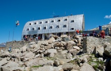 Accueil et départ vers le Valsavarenche, montée au refuge Victor Emmanuel II (2732 m)